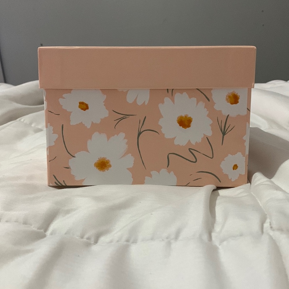 Pink flower storage